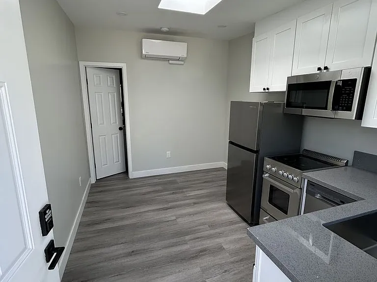 4449-4455 Florida Street — Photo 6