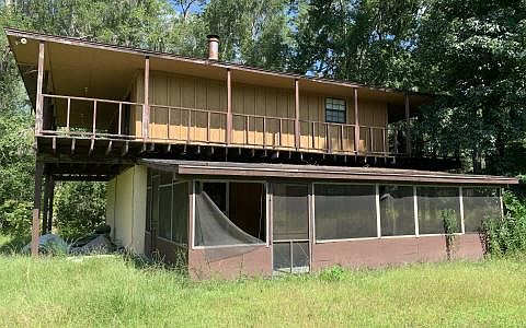 1st image of 345 SE Gator Ln