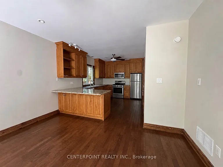 307 Hendon Ave — Photo 4