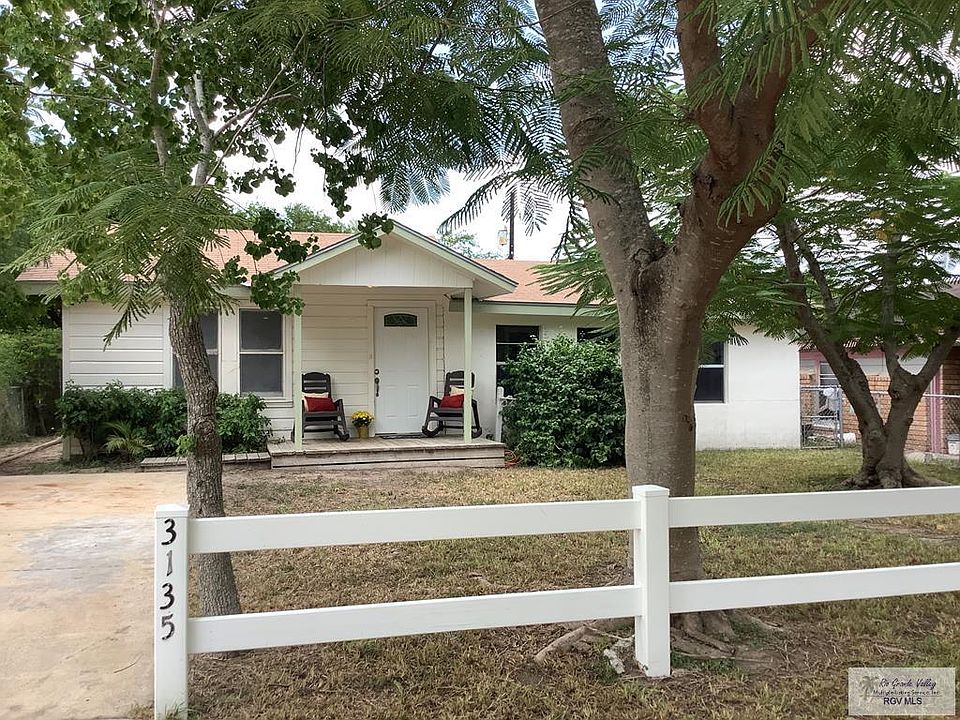1st image of 3135 E 22nd St