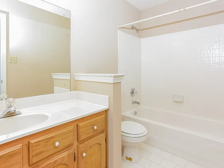 10198 Woodland Hills Dr — Photo 23