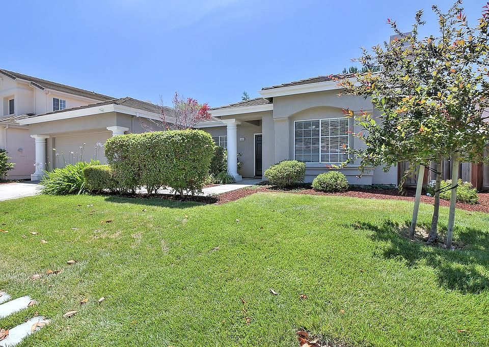 1st image of 16965 Malaga Dr
