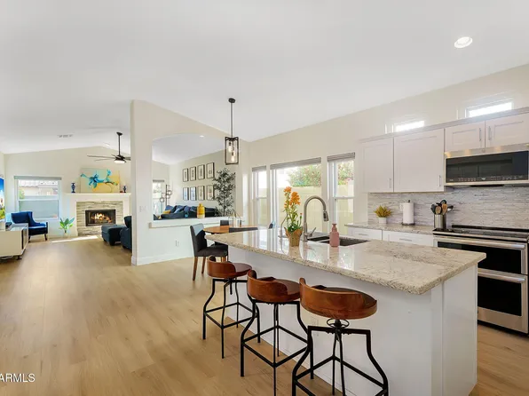 824 W MESQUITE Street, Gilbert, AZ 85233