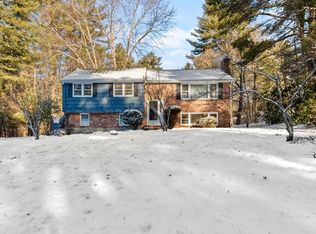 103 Fensview Dr, Westwood, MA 02090