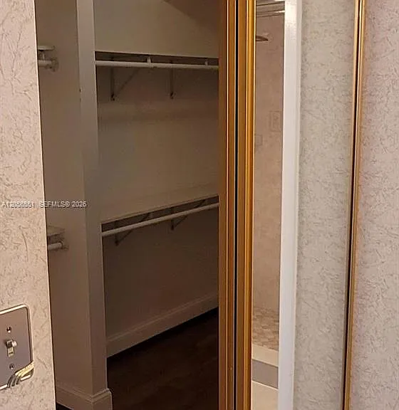 1300 Saint Charles Pl #L19 — Photo 11