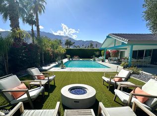 999 E Via Escuela, Palm Springs, CA 92262