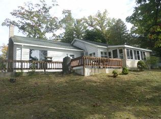 6854 Ridge Rd, Harrison, MI 48625