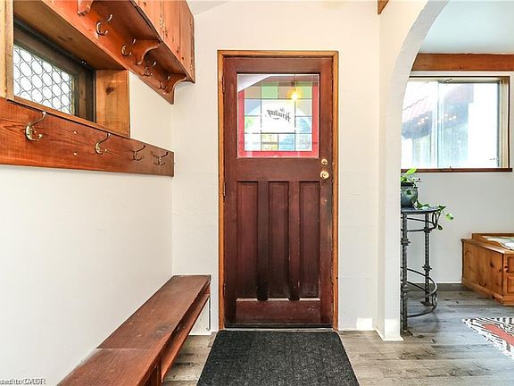 4th image of 178 Brophys Ln