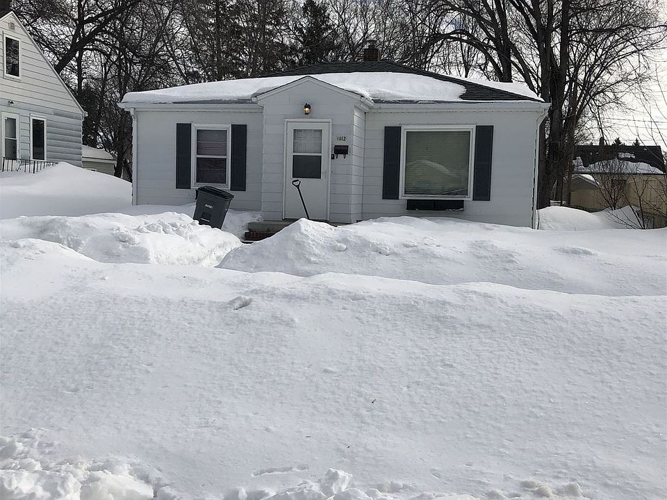 1012 3rd st S mhd