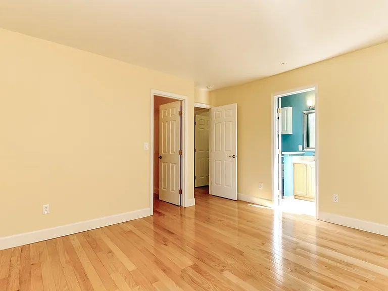 1861 Palisade Blvd — Photo 16
