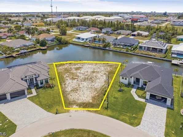 2222 SW 31st Ln, Cape Coral, FL 33914