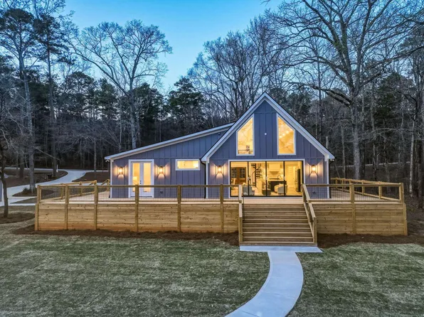 1280 Kimbrough Dr, White Plains, GA 30678