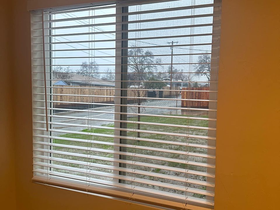 1st image of 7689 Twin Oaks Ave