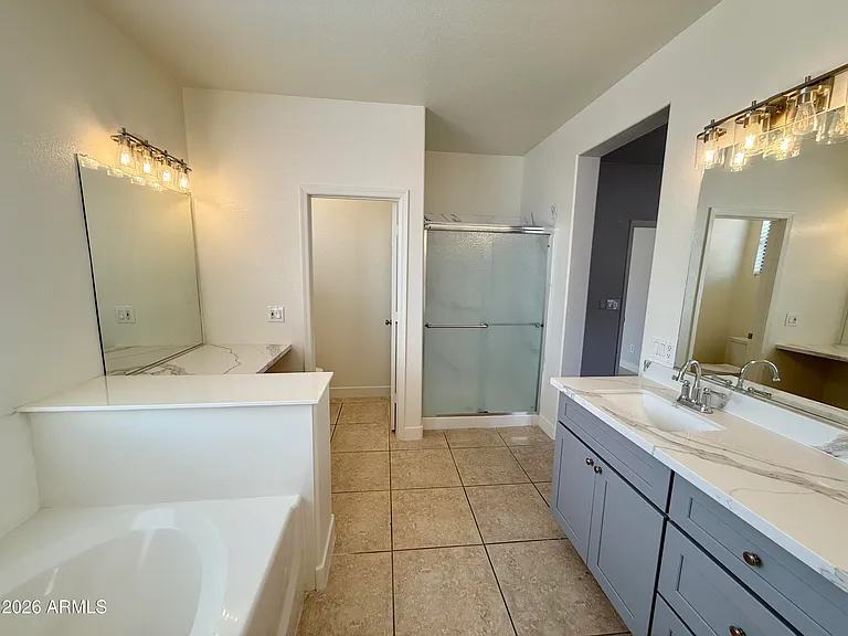 6558 W Townley Ave — Photo 31