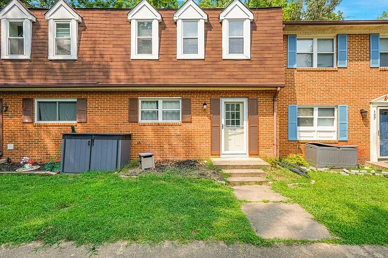 128 Kings Mill Dr