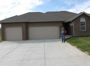 1755 N Joseph Ave, Springfield, MO 65802