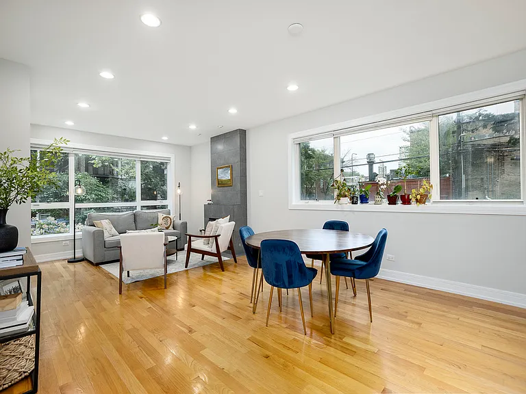 821 W Roscoe St #1 — Photo 6