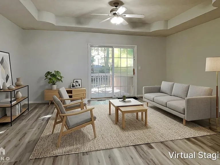 674 N Jonathan Ave — Photo 2