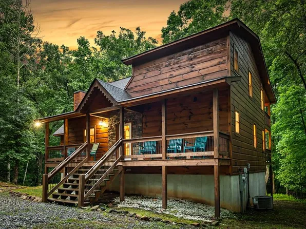 136 Windy Valley Way, Blue Ridge, GA 30513