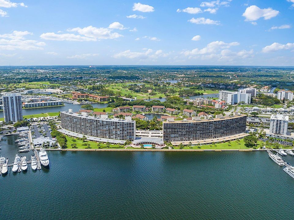 1st image of 122 Lakeshore Drive #3340