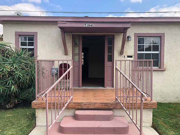 5314 S. Denker Avenue — Photo 10