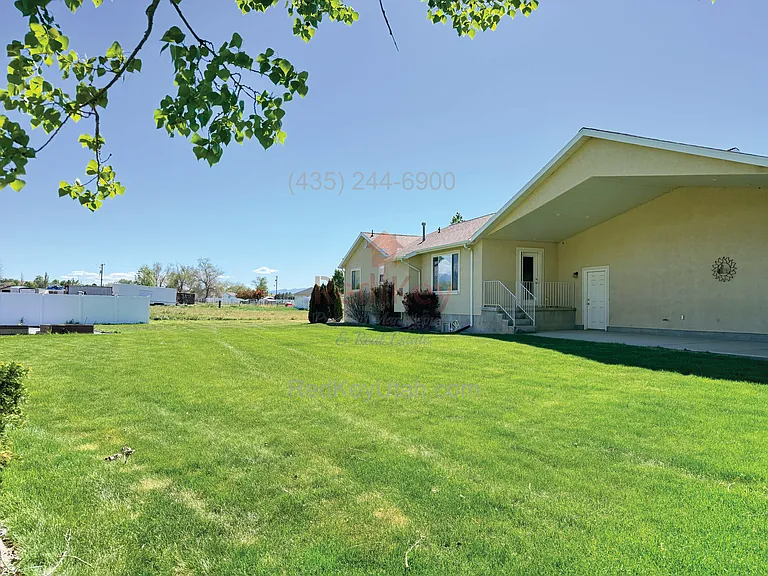 1602 Breeze Dr, Lake Point, UT_05042026