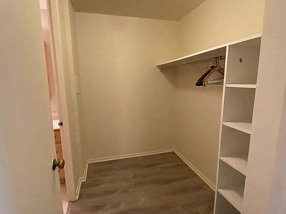 4th image of 2605 S Indiana Ave Unit 1806