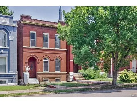 2634 California Ave photo 1