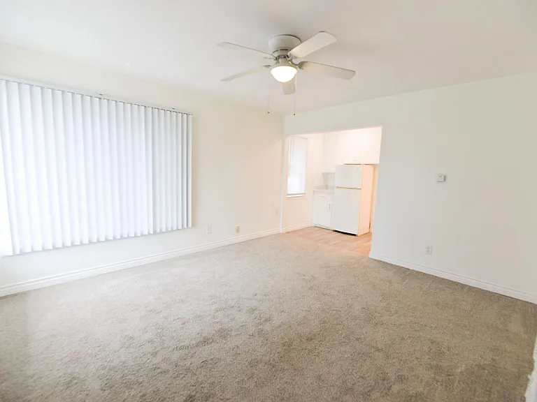 217 Avenida Cabrillo — Photo 2