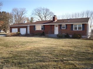 11 Lincoln St, Cromwell, CT 06416