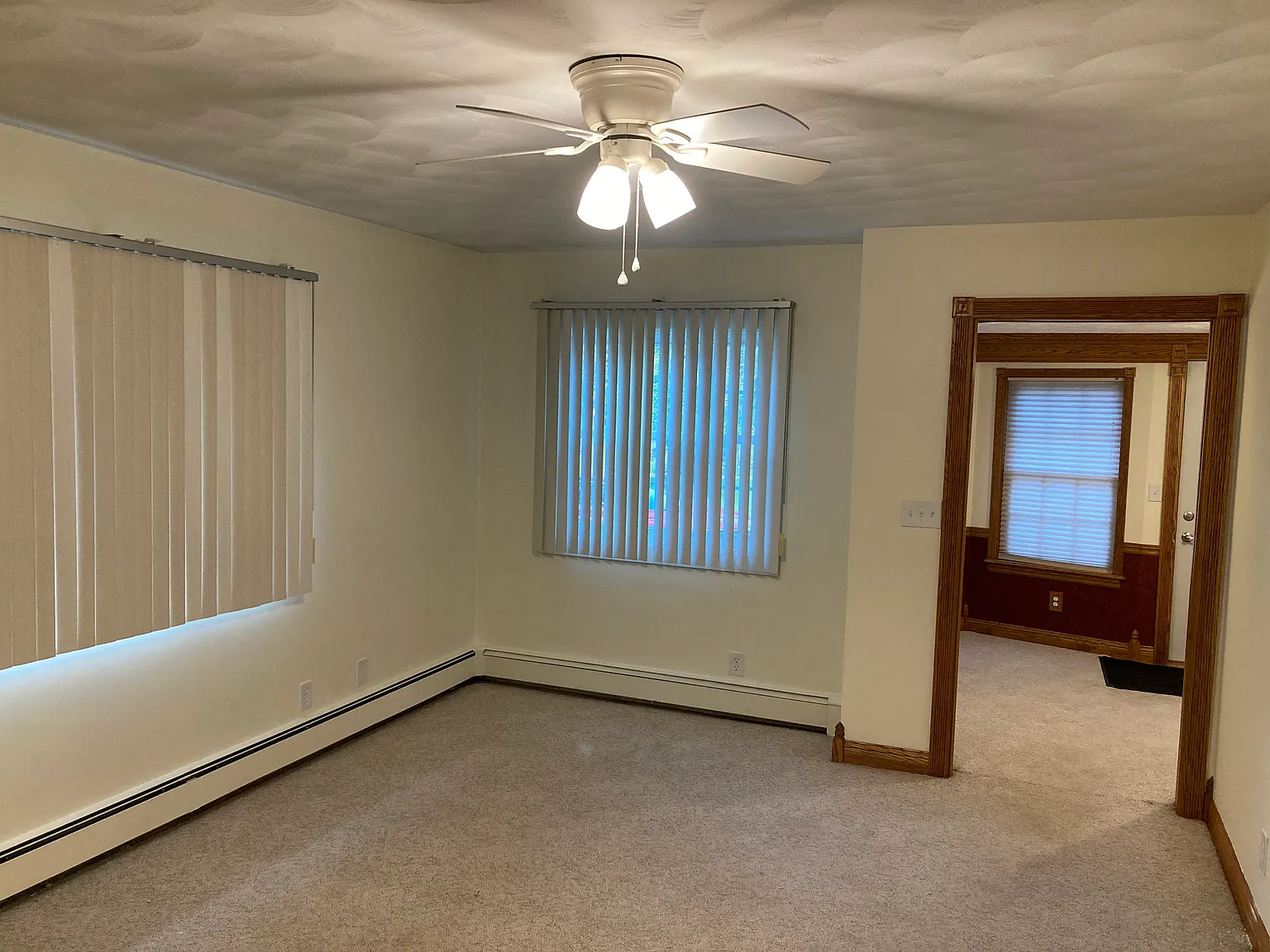 2 bed, 927 sqft, $1,325 — Photo 3