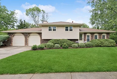 253 Waxwing Ave Photo 1