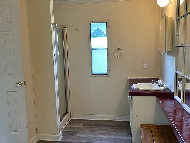 116 Cypress Valley Trl — Photo 10