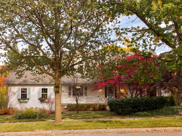 575 Hemingway Pl, Waterloo, ON N2T 1Z4