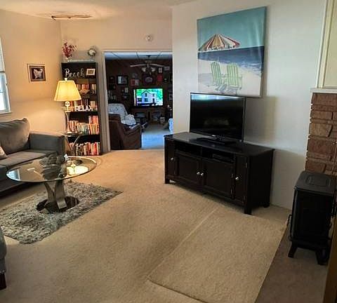 4th image of 2739 Calariva Dr