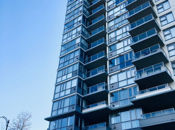 235 Guildford Way #1604, Pt Moody, BC V3H 5L8