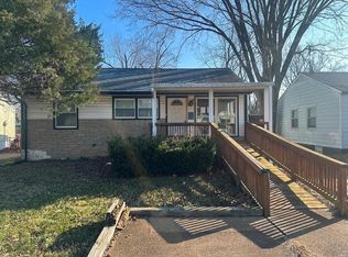 10370 Renfrew Dr, Saint Louis, MO