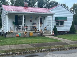 467 Ormond Ave, Sharon, PA 16146