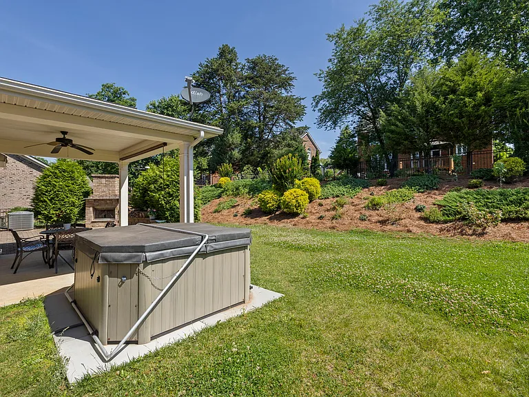 167 Alexandria Dr — Photo 45