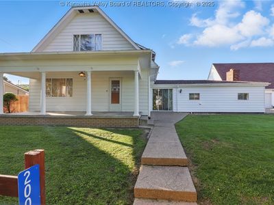 2156 Midland Dr, Culloden, WV, 25510