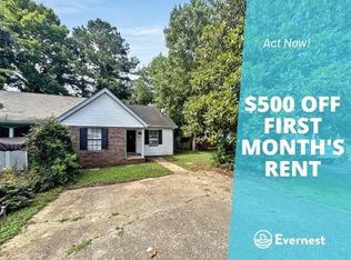 615 Cahaba Manor Trl, Pelham, AL 35124