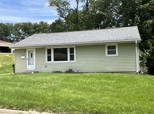 540 Sullivan St, Dubuque, IA 52003