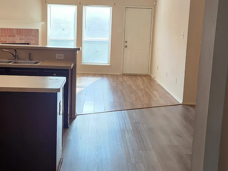 1212 Ruthella Dr — Photo 11