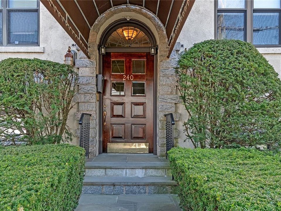 1st image of 240 Alpine Place #1C