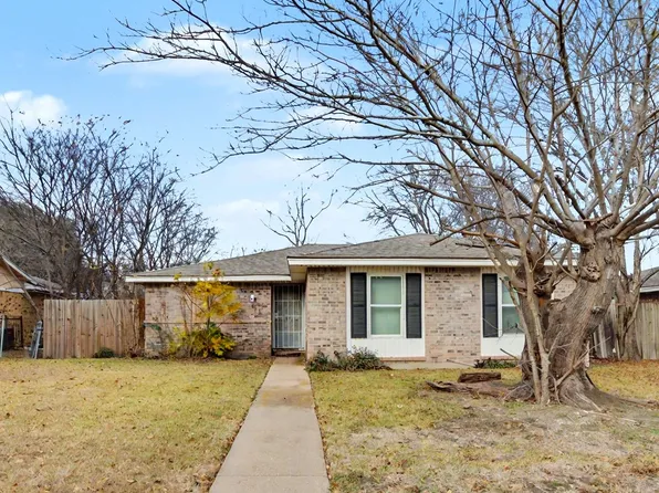 805 Cherry Hills Dr, Lancaster, TX 75134