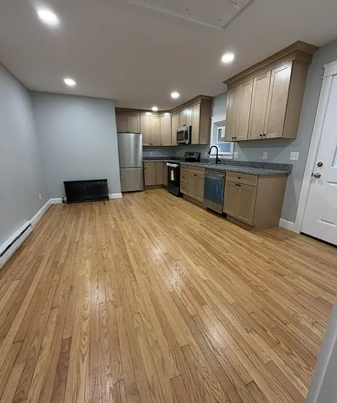 1099 Park St #2 — Photo 3