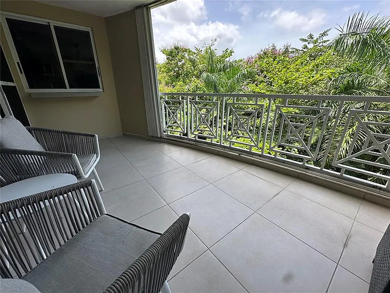 Villas de Parkville I Lopategui — Photo 4