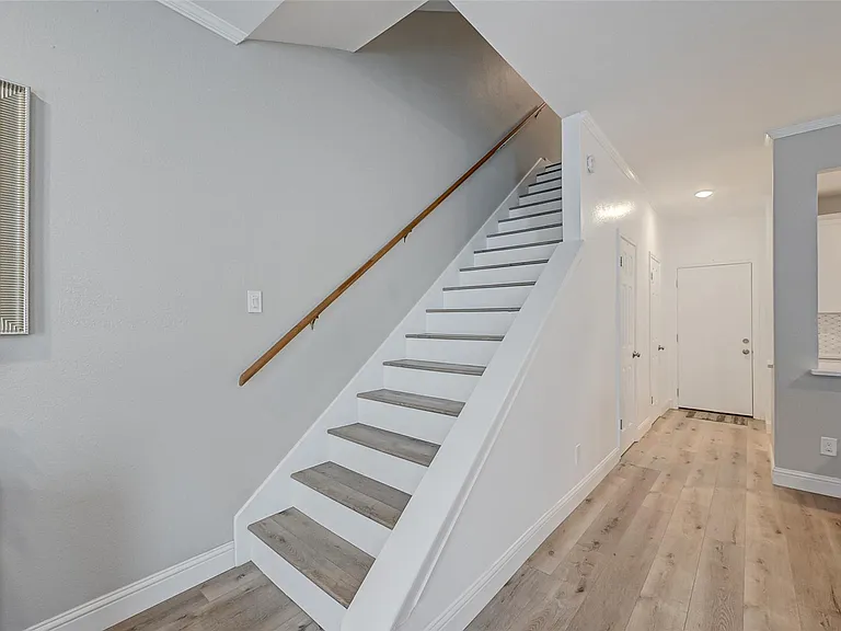 8077 El Mundo St #8077 — Photo 20