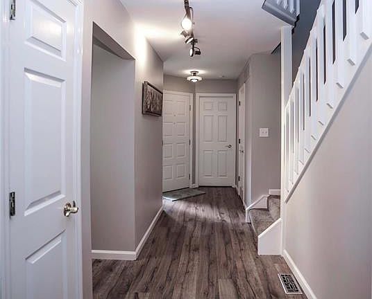 5th image of 12088 Autumn Lakes Dr