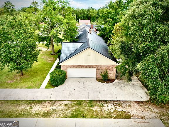 2nd image of 113 Bobwhite Dr